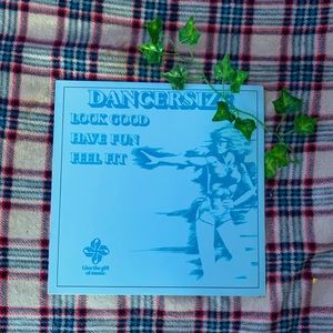 VINTAGE ‘DANCERSIZE’ VINYL